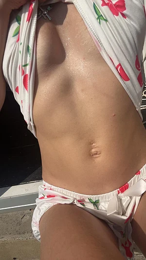 The cherries are wet… wana lick 👅