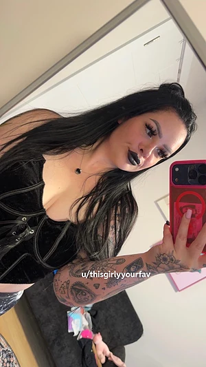 Spooky mama