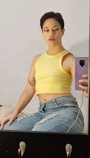 I know I look serious but I promise I'm not haha