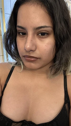 Hola papi I’m still single