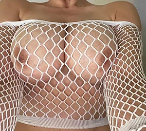 Can you see my tits through this top.