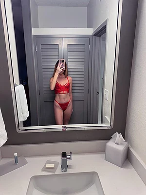 Hiii everyone 💋💋