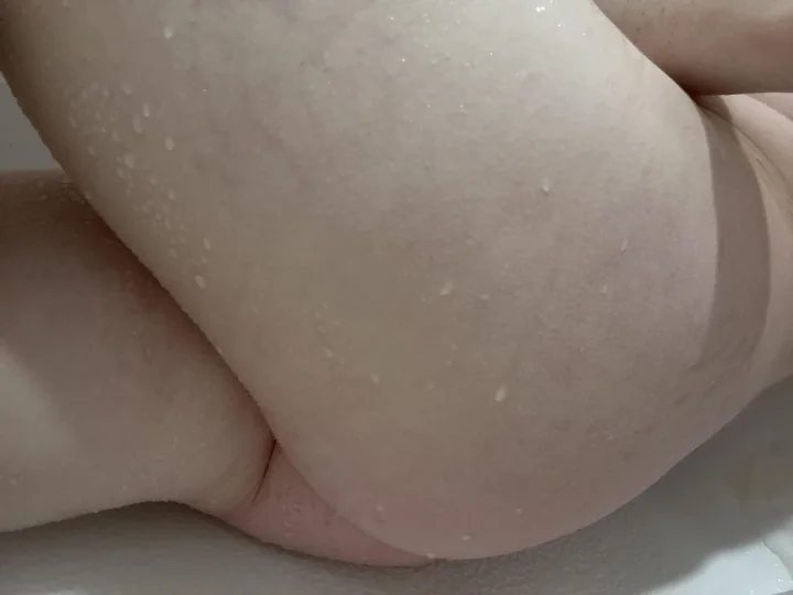 Does anyone here like trans girls?