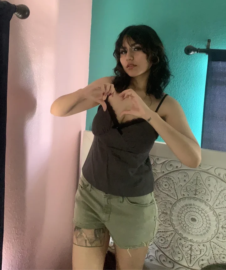 Black camisole picture of HentaiDolly