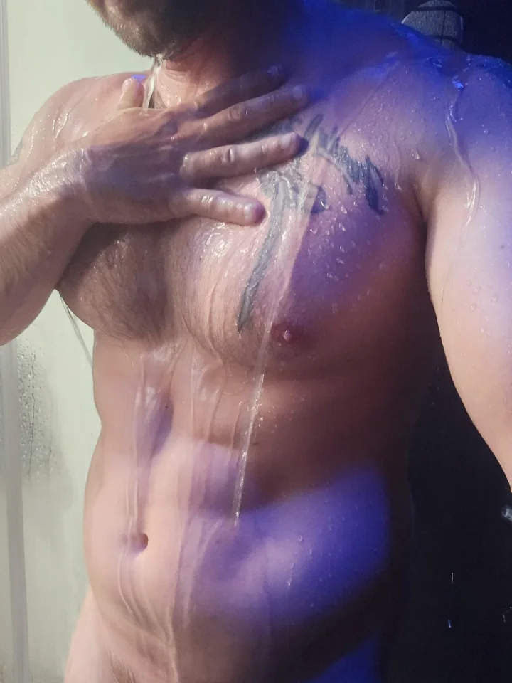 Shower after a HARD workout this morning. (36)