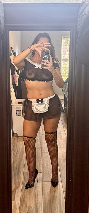 Brunette MILF
