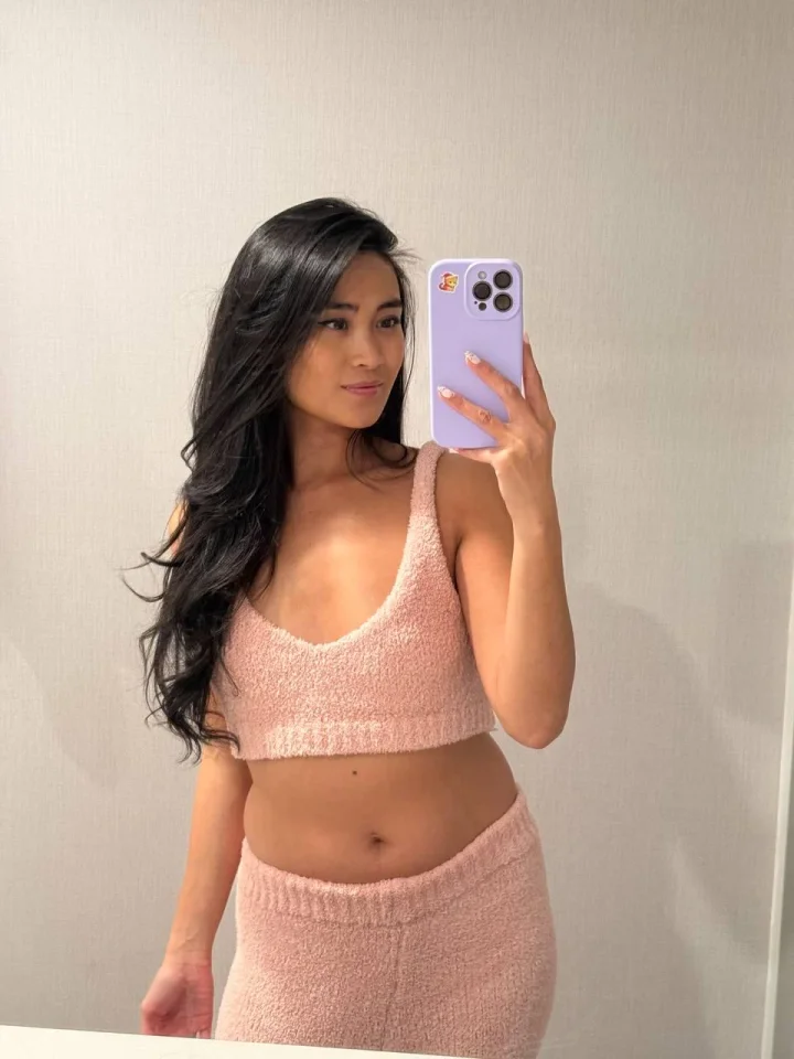 Light smile picture of Sunshine (FREE) ☀️ | Best Filipina OF