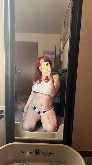 the carpet definitely doesn’t match the drapes😉wanna see? link below 👇