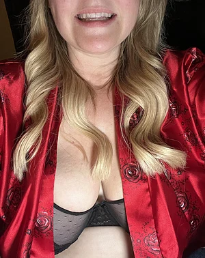 Video drop. Taking it all off and shaking just for you to enjoy.