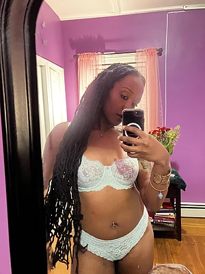 your wife lets you dump into her for free but as a man, you know you have to pay a fee with a Goddess like me 🤷🏾‍♀️😋😋