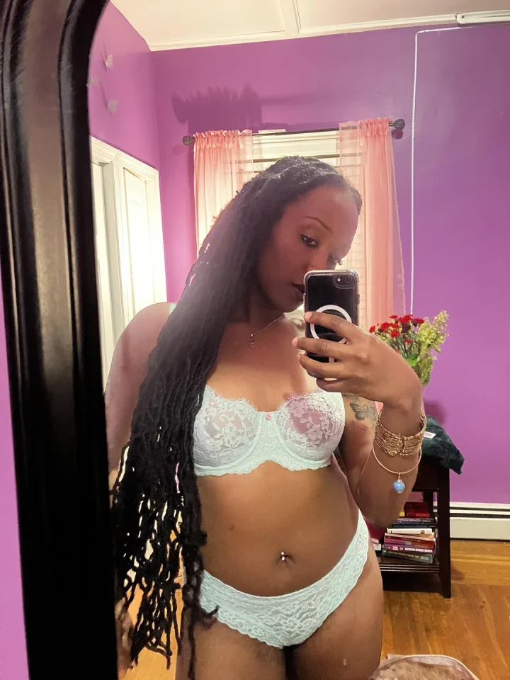 your wife lets you dump into her for free but as a man, you know you have to pay a fee with a Goddess like me 🤷🏾‍♀️😋😋