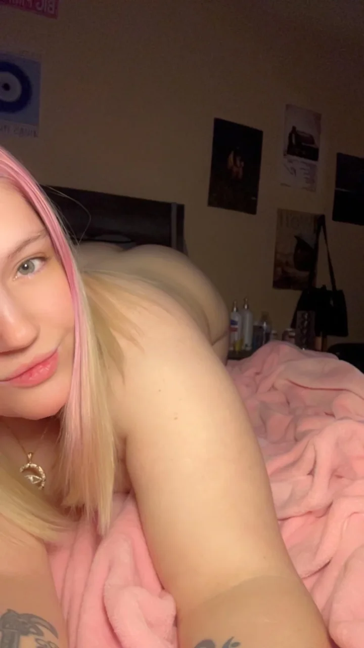Hanging breasts picture of Spoodermom