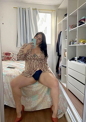Bet you’d cheat after one taste 💋