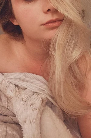 I’m sad, I need a dick me up