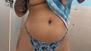 Who wants to cum for mommy