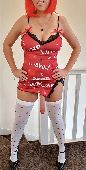 Be a good slut and open wide for me