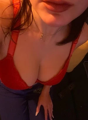 Wanna have fun with my busty boobs