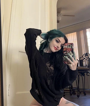 I’m new here so hiii
