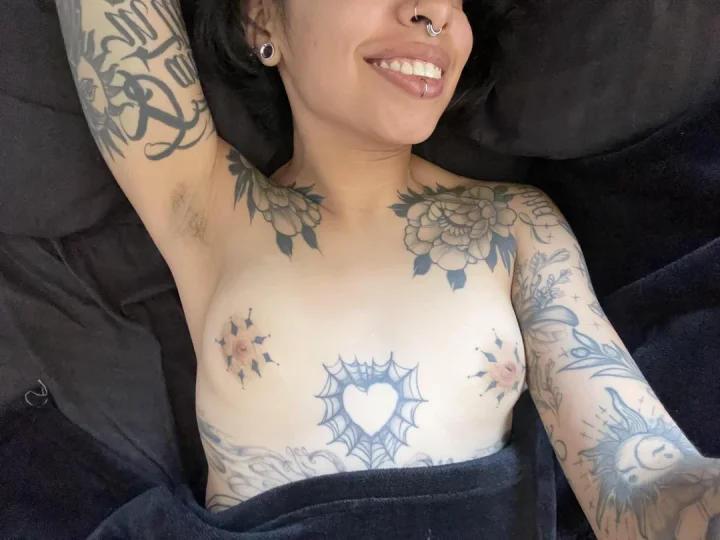 a nice hairy armpit