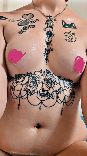 Tits like these deserve to be worshipped.