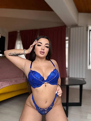 Sweet Cherry 🍒's pic #2