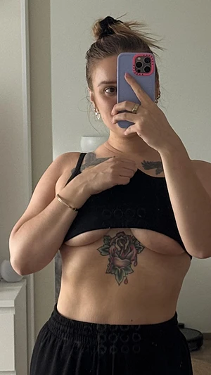 I’m new here, come say hi 😇😘