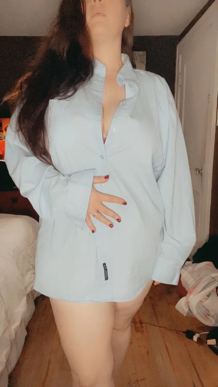 Just cum peel it off me baby – Arm at side picture of Elizabeth (@dizzylizzy8674)
