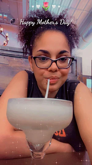 Subscribe to my free Onlyfans 💋 @freckleface_420