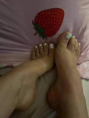 My feet will control you