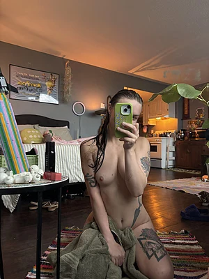 SadieLaynee's pic #1