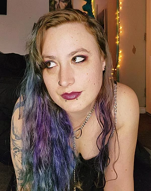 Do you think I'm cute or hot?