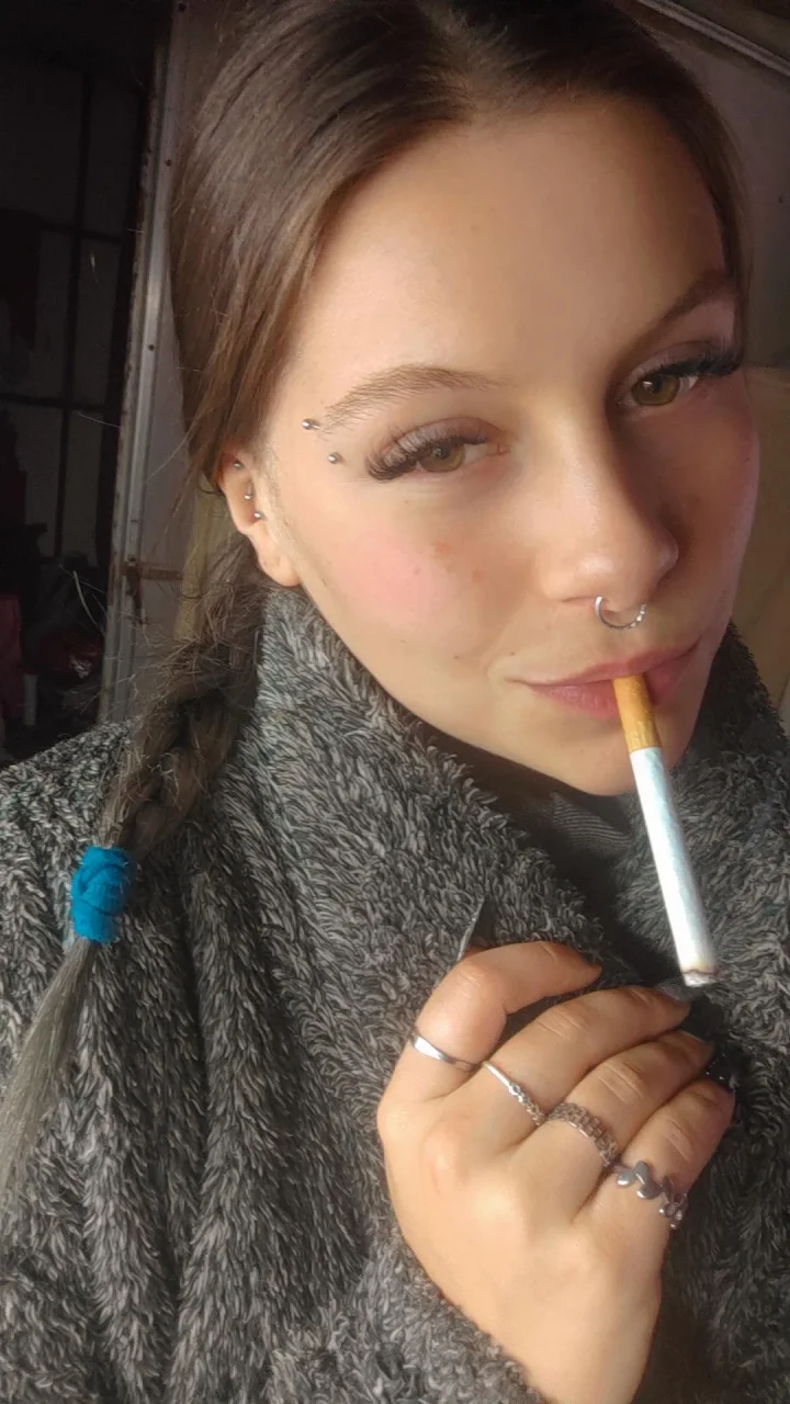 Join me on OF for more smoking fetish content