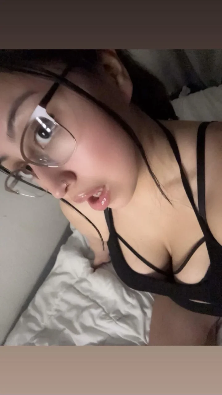 Sitting picture of OnlyMakayla