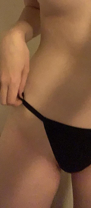 Wanna see the uncropped version?