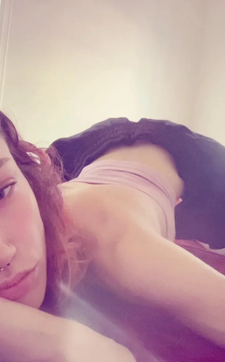 Leave you wanting more… ⚠️ – Nose picture of Xoxo.Bubblezz