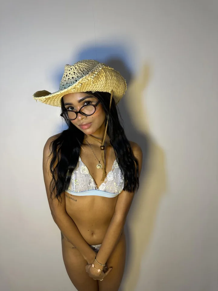 Foto Sombrero de paja de Camila ❤️