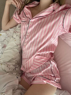 I’m feeling needy tonight… care to join me before I sleep? 😘
