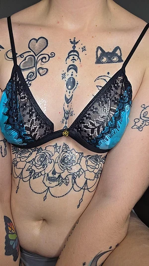 Hello everyone. I hope you think I'm sexy. This is my first post in this subreddit.