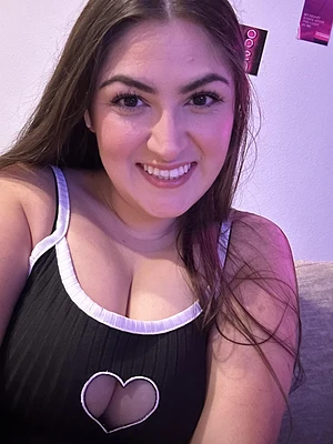 Aster DeFluer's pic #1