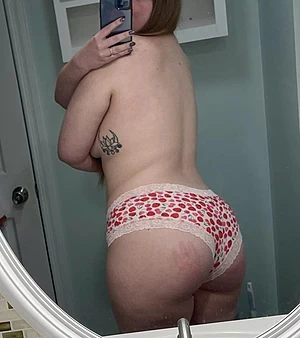 Who can spot the hand print? 👀