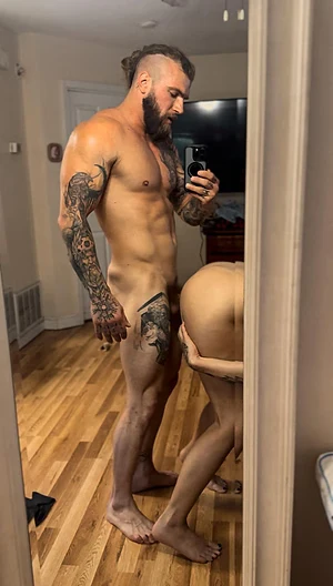 Fucking in front of a mirror… who’s next?😈