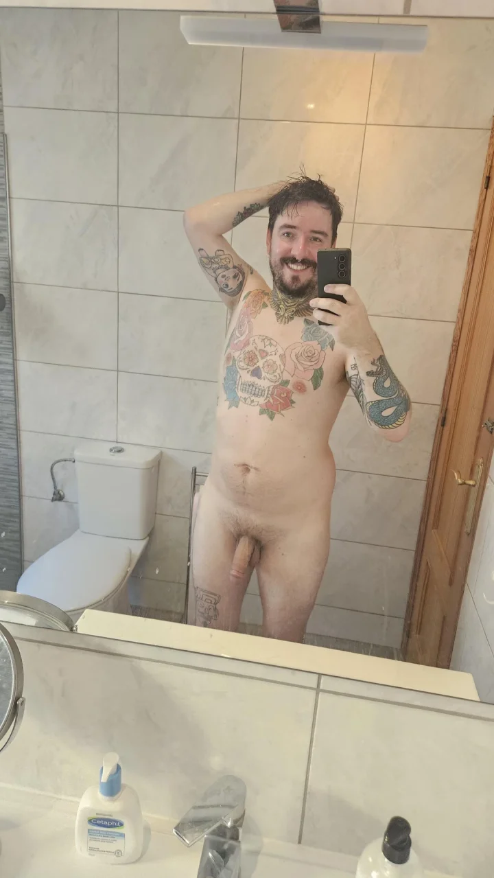 Full vid available. Come and join me in the shower