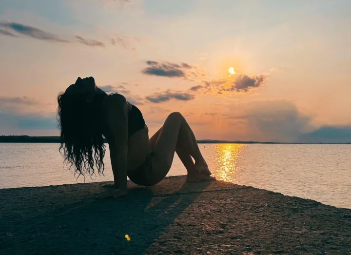 Barefoot picture of Quantum Angel