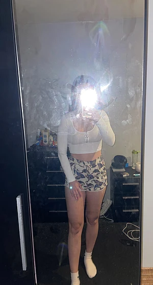 i wanna have fun w someone, message me ;)