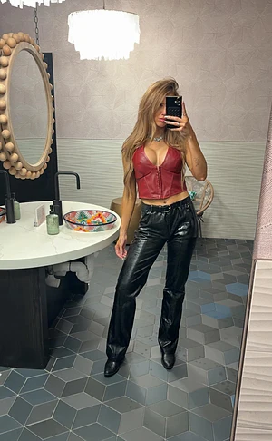 Play with me tonight plzzz ๐