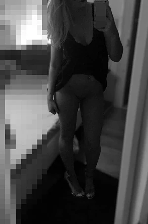 You like the dress or should I change?