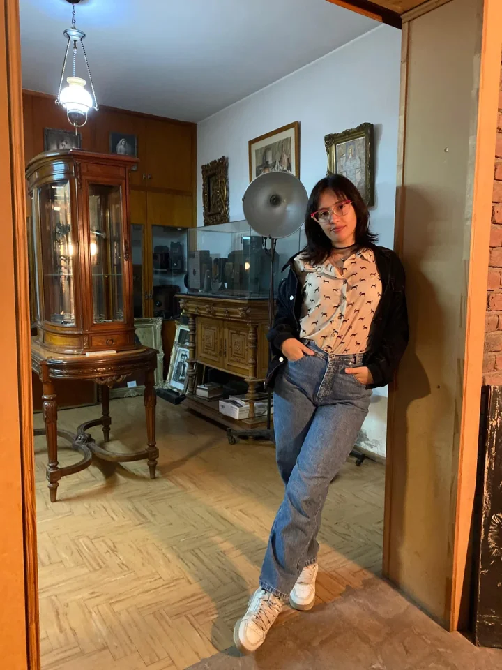 I love visiting museums, I would like to have a boy to accompany men