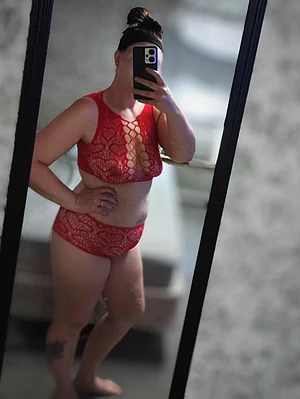 I've been naughty girl lately.... anyone wanna help me behave 😇👉😈https://onlyfans.com/spicycupcake94