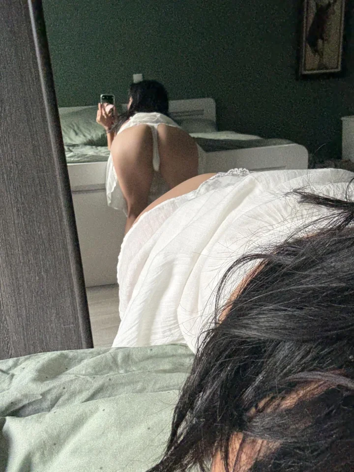 Squat certified asian booty