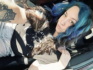 happy Easter my link is free cum play 🐇